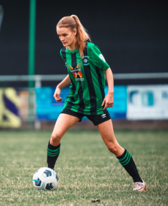 ellie thornton action shot 02