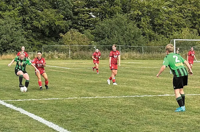 golcar united ladies share eight goal thriller with huddersfield town u23s